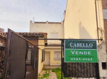 Casa · 70m² · 3 Ambientes · 1 Cochera · Triplex 3 Ambientes