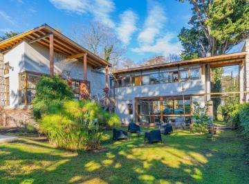 Casa de 4 ambientes, Mar del Plata · Casa 4 Ambientes con Pileta Barrio Caisamar