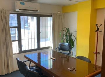 Oficina comercial · 77m² · Gran Oportunidad Oficina con Renta Activa en Pleno Centro