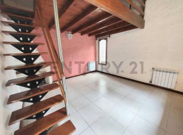 Departamento · 104m² · 3 Ambientes · 1 Cochera · Venta Casa 3 Ambientes con Parque y Cochera. Barrio Las Margaritas