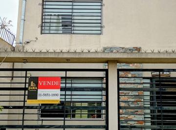 Casa · 320m² · 5 Ambientes · 1 Cochera · Venta Casa Quilmes Quincho Piscina Climatizada