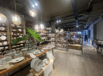 Oficina comercial · 237m² · 1 Ambiente · 2 Cocheras · Excelente Oficina Comercial en Villa Crespo en Venta!