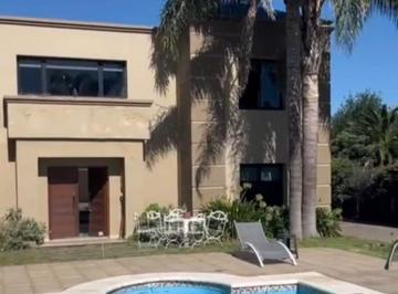 QUI-QUI-641_2 · Venta - Exclusiva Casa Quinta 1000 m²
