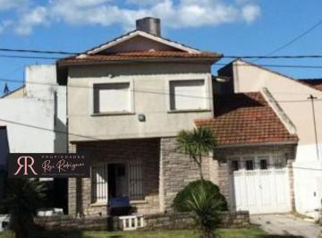 CRP-CRP-3326_2 · Venta de Chalet de 4 Ambientes Pocos m del Mar en Punta Mogotes, Mar del P