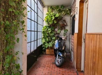 Casa · 82m² · 3 Ambientes · Casa a La Venta de Dos Dorm. en Arroyito