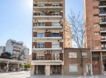 Departamento · 82m² · 5 Ambientes · 1 Cochera · Departamento en Saavedra