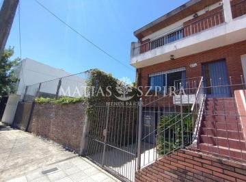 PH · 139m² · 4 Ambientes · 2 Cocheras · Casa en Venta 4 Ambientes, El Palomar.