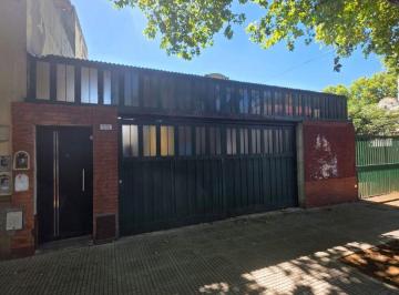 Casa de 4 ambientes, Villa General Mitre · Bolivia 2700 - Casa en Lote Propio Ideal Inversor 3 Unidades en Block