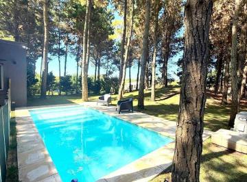 Casa · 120m² · 3 Ambientes · 2 Cocheras · Casa en Costa Esmeralda Senderos 4 con Piscina