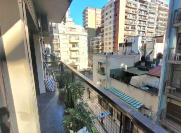 Departamento de 4 ambientes, Caballito · Hermoso Departamento "Doblas 190" 4 Amb. C/ Dependencia y Balcón Corrido Al Frente