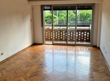 Departamento de 3 ambientes, Barracas · Departamento 3 Ambientes Al Frente con Balcón en Venta Barracas