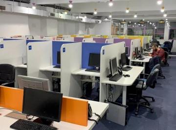 Oficina comercial · 220m² · 5 Ambientes · Oficina en Alquiler - 5 Ambientes 3 Baños - 220 m² - Microcentro