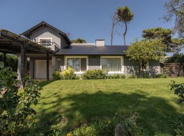 Casa · 190m² · 5 Ambientes · 1 Cochera · Casa en Venta Pinamar Lasalle