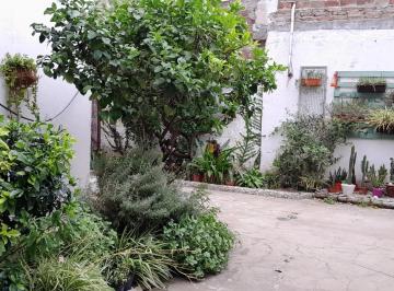Casa · 160m² · 6 Ambientes · 3 Cocheras · Venta - Casa 2 Plantas - Ingresos Independiente - Reformada