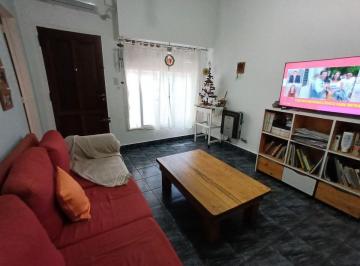 PH de 3 ambientes, Morón · PH en Venta de 3 Dorm. con Patio y Terraza Propia en Haedo