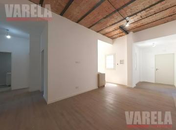Departamento · 77m² · 4 Ambientes · Departamento Apto Credito! 4 Amb - Primer Piso. C/baños, Patio y Terraza. Bajas Expensas. U$s 230.000