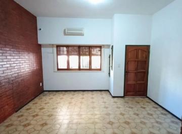 Casa de 4 ambientes, La Matanza · Dúplex en Venta en Ramos Mejía