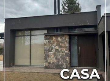 Casa de 4 ambientes, Colonia Las Rosas · Casa en Venta, 3 Habitaciones, Cochera en Colonia Las Rosas Tunuyán