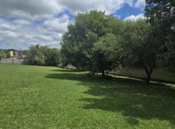 Terreno · 300m² · 2 Lotes de 300 m² y 619 m²