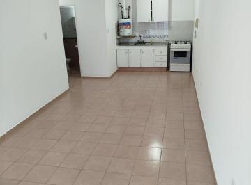 Departamento de 1 ambiente, Rosario · Departamento de 30 m² en Alquiler en Luis Agote. Edificio de 3 Pisos ´por Escalera