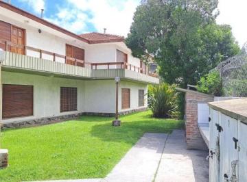 Departamento · 33m² · 2 Ambientes · 1 Cochera · Departamento en Venta - 1 Dormitorio 1 Baño - 33 m² - Villa Gesell