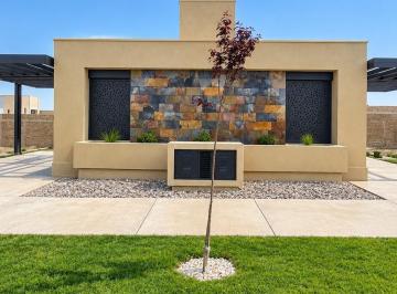 Casa · 80m² · 3 Ambientes · 1 Cochera · Casa en Venta en Barrio Las Acacias