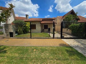 RLD-RLD-2566_2 · Venta Palomar Chalet Lote 449 m² - 3 Dorm - 2 Baños - Jardin Libre con Piscina
