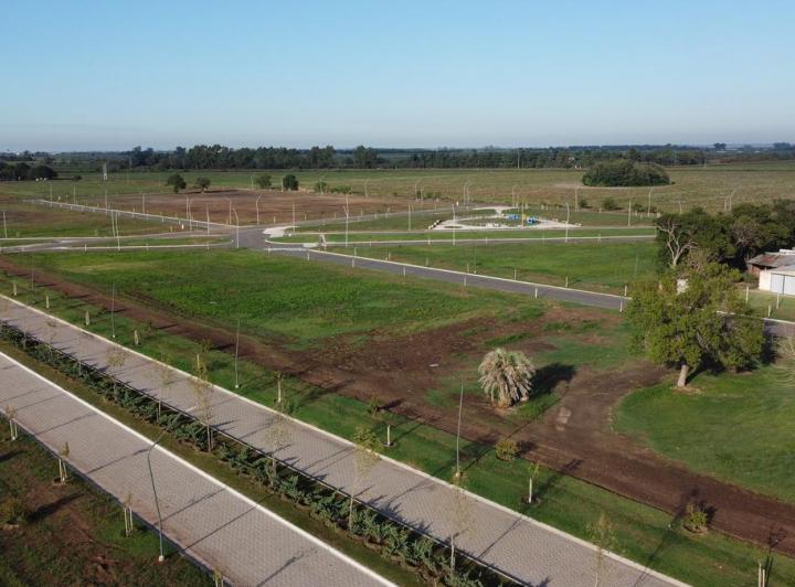 Terreno · 300m²
