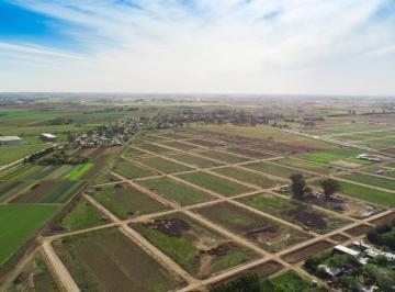 Terreno · 300m² · Venta Terreno de 300 m² en Ecopueblo, Alvear
