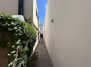 Departamento · 69m² · 3 Ambientes · Departamento de Pasillo en Venta