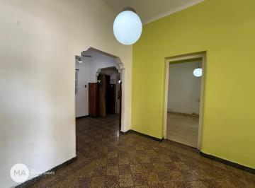 Casa · 131m² · 6 Ambientes · Casa 3 Dorm. Al Frente - Virasoro 40 - Tablada Rosario | Venta