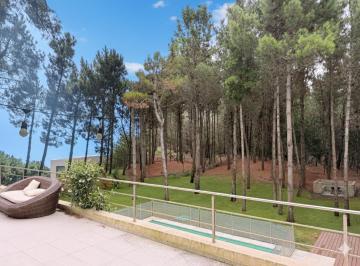 Casa · 2000m² · 7 Ambientes · 2 Cocheras · Alquiler Temporal, Costa Esmeralda, Senderos IV Casa Para 8/10 Personas