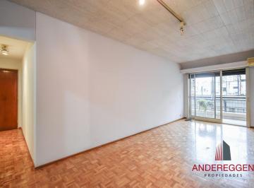 Departamento · 60m² · 3 Ambientes · 1 Cochera · Departamento en Belgrano. Tres Ambientes Al Frente. Espacio Guardacoche y Baulera.