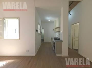 PH · 53m² · 3 Ambientes · PH Apto Credito! Reciclado a Nuevo! 3 Amb - Primer Piso C/terraza Propia. bajas Expensas. U$s128.000