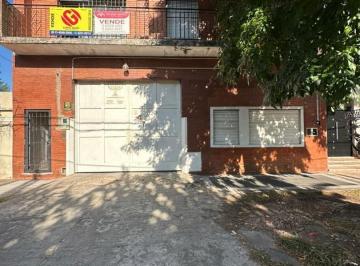 Bodega-Galpón · 300m² · Depósito Galpón en Venta en Banfield Este, Banfield, Lomas de Zamora