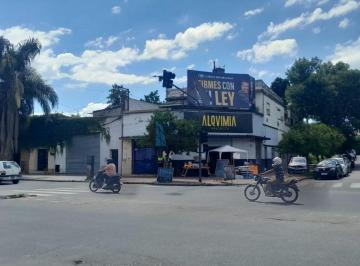 Casa · 530m² · 7 Ambientes · Importante Propiedad Esq Lamadrid y Av Saen Peña