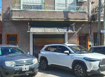 Local comercial de 3 ambientes, Lanús · Local y Vivienda