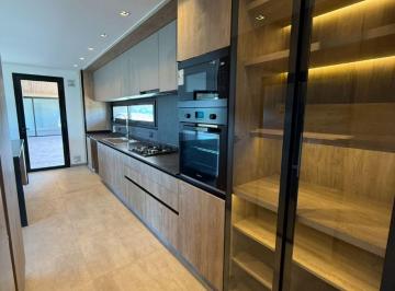 Casa de 6 ambientes, Carrodilla · Vendo Casa de Categoría en Gran Boedo