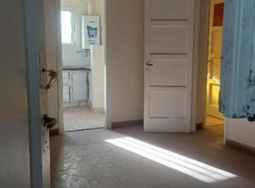 Departamento · 70m² · 4 Ambientes · Departamento en Alquiler Tres Dorm. en Zona Sur