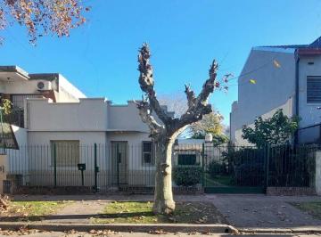 Casa de 3 ambientes, Quilmes · Hermosa Casa en Venta en Quilmes.