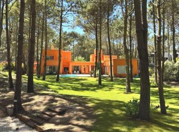 Casa · 460m² · 5 Ambientes · Casa en Venta, La Herradura, Barrio Cerrado, Pinamar