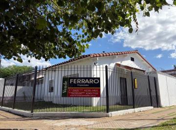 Casa de 3 ambientes, Almirante Brown · Chalet en Venta