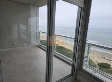 Foto1 · Premiun Sobre Playa Brava.