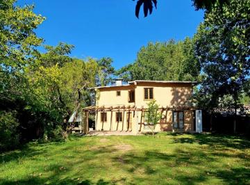 Casa · 200m² · 4 Dormitorios · Greenwood Inmobiliaria Tiene Casa en Alquiler - Remedios Escalada N° 4308, Lunlunta, Maipu