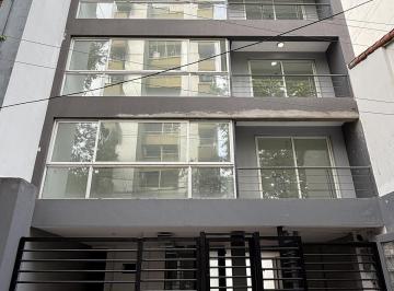 Departamento · 70m² · 3 Ambientes · 1 Cochera · Piso Departamento 3 Ambientes con Cochera en Venta - Ramos Mejía