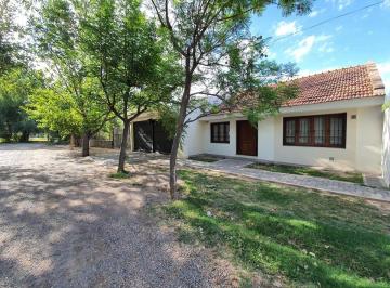 Casa de 6 ambientes, El Bermejo · Hermosa Casa en Venta El Bermejo