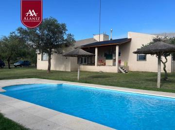 Casa de 5 ambientes, Carpintería · Casa 3 Dorm + Depto Independiente + 2 Piscinas | Carpintería, Merlo, San Luis.