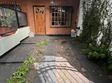 Casa · 90m² · 4 Ambientes · 1 Cochera · Tríplex 4 Ambientes en Venta - Villa Luzuriaga
