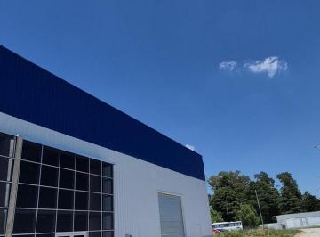Bodega-Galpón · 850m² · 3 Ambientes · Nave Insdustrial 850 m² con Oficina - Parque Industrial - Gas - Luz Seguridad