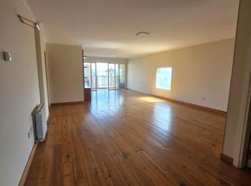 Departamento de 5 ambientes, Córdoba · Gran Piso en Venta! Gran Ubicacion!